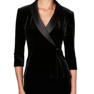 Black velvet pantsuit. Size XL.